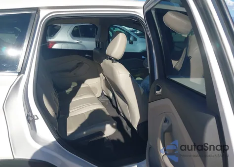 2018 Ford Escape Sel z USA, uszkodzony, nr VIN 1FMCU9HD2JUB45205